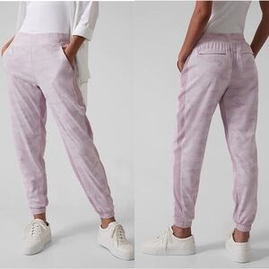 Athleta Brooklyn Lined Camo Jogger-Camo Lux Shasta‎ Purple-Size 10